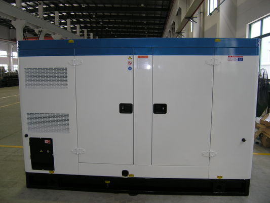 Primaire kracht 50 HZ stille dieselgenerator set 480kw / 588kva 866A nominale stroom leverancier